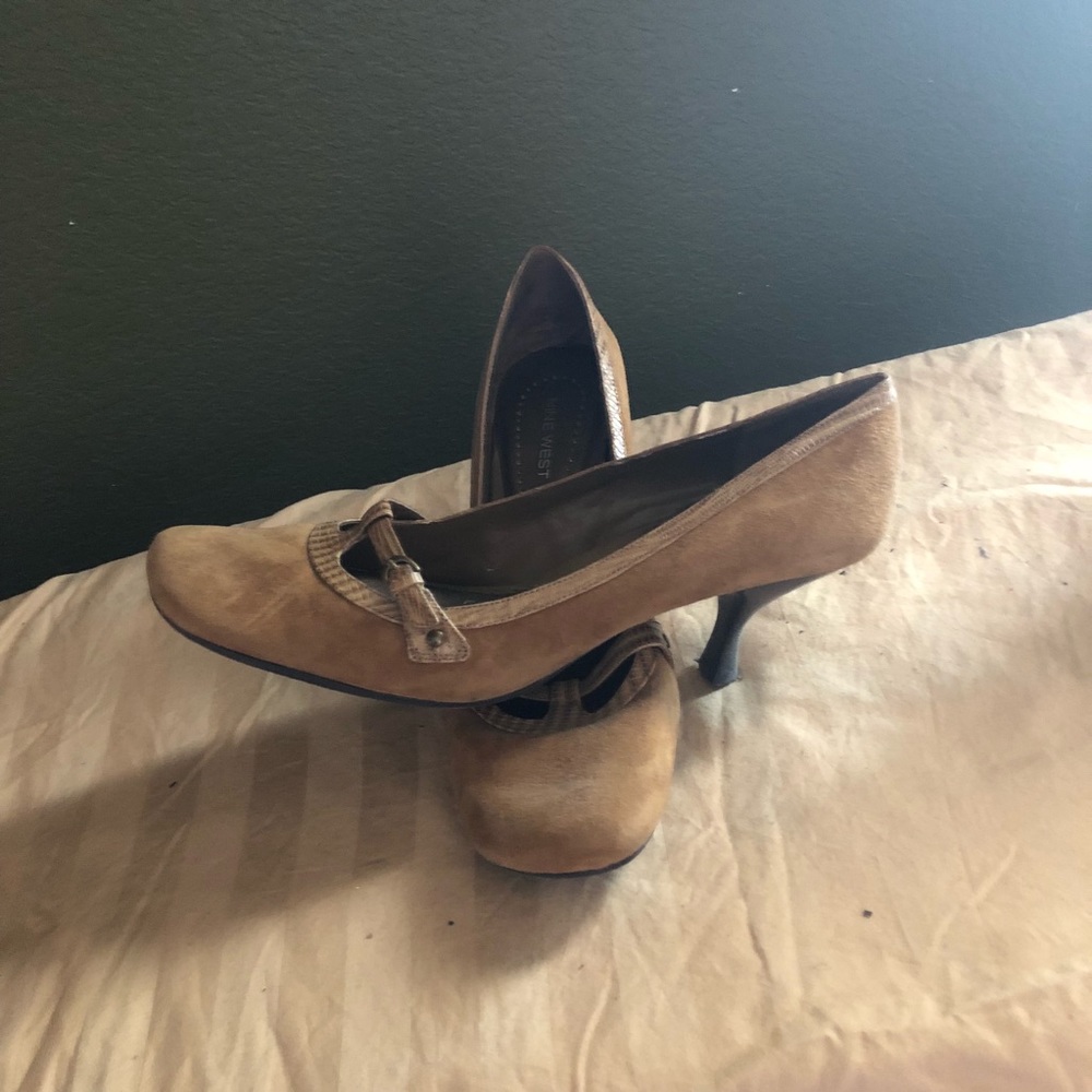 Work shoe - Picture 3 of 3